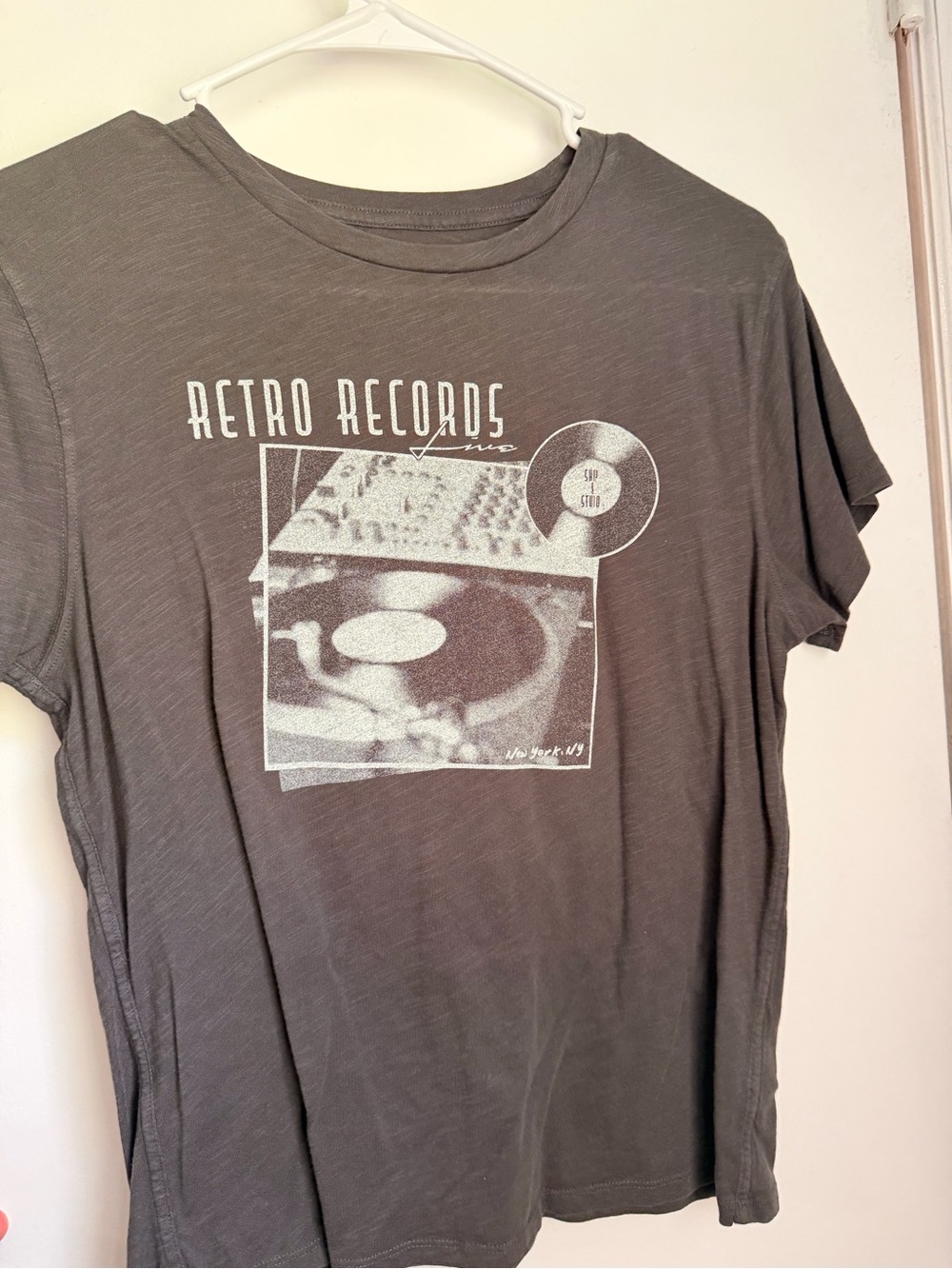 aerie Gray 'Retro Records' Short Sleeve Graphic Tee